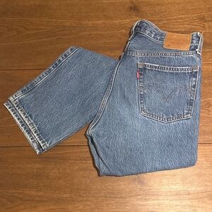 Womens 501 Levi jeans 27x30